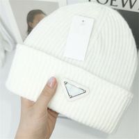 럭셔리 니트 모자 Digner Beanie Cap Mens Fitted Hats Unisex Cashmere 편지 캐주얼 두개골 모자 야외 패션 고품질 15 색
