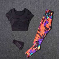 Kadın Eşofman Seti Kadın Spor Gym Gym Fitness Giysileri Spor Kıyafet Koşu Yoga Kırpma Üst Tayt Göğüs Pedi ile Suits