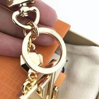Hohe Qualität Mode Frau Mans Schlüsselanhänger Legierung Modische Handgemachte Keychain Legierung Stilvolle Schlüsselschnalle mit Kiste