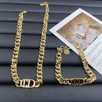Designer Halskette Buchstabenkette Damen rot kurze Schlüsselbein Hals Gold Tide Hip Hop Armband