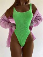 2022 tecidos especiais pano tiras onduladas cor de doces uma peça Swimsuit senhoras fluorescentes de pano enrugado