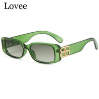 Trending Ladies Green Sunglasses Piccolo rettangolo Occhiali da sole Gelatina Colore Eyewear Carino Sfumature sexy per le donne 2021