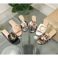 Mulheres de alta qualidade Sandálias de borracha de verão Beach Slide Slippers Shoppers Interior Sapatos Tamanho EUR 35-41 com caixa 05