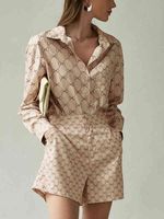 여성의 두 조각 세트, 새틴 실크 인쇄 긴 소매, V 넥 여름 드레스, 높은 허리 반바지, 캐주얼 셔츠, 2022