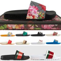Lujos diseñadores sandalias para hombres mujeres moda moda clásico floral brocado diapositivas pisos de cuero caucho hallas de cuero plataforma flip chanclas engranaje fondo playa zapatos de playa mocasines