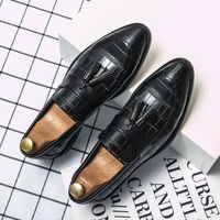 Tassel mocassins homens vestir sapatos masculinos sapatos de casamento para homens oxford homem sapatos clássico preto zapatos charol hombre schoenen mans