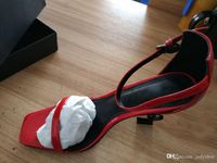 Neueste Marken-Patent-Leder-Thrill Heels Sandalen Frauen Peep Toe-Kleid Hochzeitsschuhe Sexy Buchstaben Schuhe 2021 High Heels Sommerschuhe
