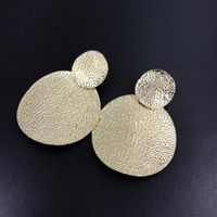 Stud Minimalistische geometrische metalen schijf Circulaire oornagels Groothandel in Damesmode Individuele Oorbellen Sieraden