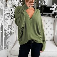 Kadın T-shirt Moda V Boyun Bayanlar T Gömlek Rahat Uzun Kollu Katı Renk Basit Stil Gevşek Kazaklar Bahar Sonbahar Tops