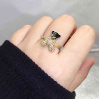 Live bear ring cute animal index finger opening ultra flash zircon color