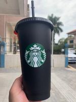 Starbucks 24 oz / 710 ml Plastik Kupa Tumbler Kapak Kullanımlık Temizle İçme Düz Alt Ayağı Şekli Saman Baldian Renk Değiştirme Flaş Siyah Kupası 50 adet DHL Taşıma