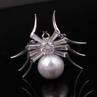 Pins, Brooches Designer For Women Vintage Animal Spider Pearl Plant-Shaped Jewelry Crystal Coat Brooch Pin Lady Girls 2021