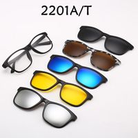 Tranche de lunettes de soleil magnétiques à lentilles miroir sur des lunettes Hommes Myopie optique polarisée Cadre avec sac en cuir