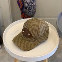 Top Caps Moda Gölge Çift Mektup Logosu Beyzbol Şapkası Tasarımcı Şapka 2 Renkler Ayarlanabilir L-PG15