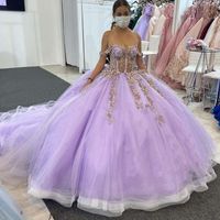 vestidos de xv años 2021 Lavender Off Shoulder Quinceanera Dress with 3D Floral Applique Pageant abiti da cerimonia
