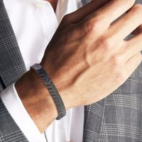 Charme Armbänder 2021 Mode arrow Armband Männer Einstellbare Klassische Hämatitperle für Schmuck Geschenk