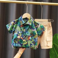 1 2 3 4 5 Yıl Yaz Erkek Bebek Giysileri Yürüyor Çocuk Giyim Rahat Baskılı Yaprak Gömlek + Şort Erkek Set Plaj Tatil Tarzı X0802