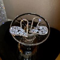 Orecchini in cristallo a forma di cuore placcatura a forma di cortile di moda per donna per le donne ragazza gioielli di alta qualità zircone S925 ago