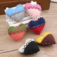 Klipy do włosów Barrettes Mini Zamówienie 1 PC 56 * 60mm Handmade Crochet Wełna Filc Kolorowe Piękne Urocze Przycisk Patch Naklejki Dziewczyny Biżuteria Elastyczna Ba