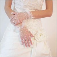 2019 زفاف رخيصة رخيصة كامل اصبع قفازات الزفاف تول قفازات قصيرة المعصم طول قفازات الزفاف العرسان