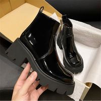 Compre al por mayor Botas Cortas De Charol Negro de bajo precio \u0026 de  calidad con envío gratuito | Es.DHgate