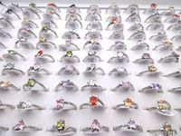100 teile / los Bunte Zirkon Ringe herzförmige Pflaume Persönlichkeit Mode Diamant Schmuck für Frauen Großhandel