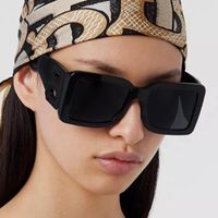 Солнцезащитные очки Brand Square Женщины Винтаж Большой Рамка Солнцезащитные Очки Для Женщин Модный Дизайнер Современный Стиль Черный Гафас де Сол Мухеер