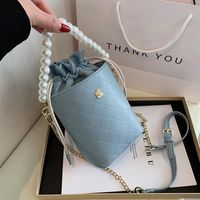 Sacs de soirée sac de godet 2022 mode de haute qualité cuir designer design de femmes perles sacs à main cordon d'épaule cordon