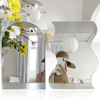 Compact spiegels 2 stks golvende make-up schoonheid spiegel acryl plaat onregelmatige rand desktop voor decoratieve meubelvaartuigen