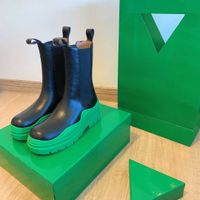 Şeker Renk Platformu Kadın Chelsea Kısa Boot 2021 Lastik Deri Çizmeler Üst Tasarımcı Bayanlar Sonbahar Kış Kalın Taban Ayak Bileği Booty Kutusu Boyutu 35-40