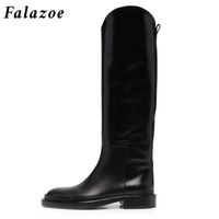 Botas de equitação de couro Falazoe para mulheres designer de luxo altura preto deslizamento em largura bezerro altas botas de alta qualidade sapatos femininos 211006