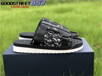 2021 Summer Alpha Slippers in Oblique Jacquard Black White Nylon Sandals Comfortable Rubber Sole Scuffs Sandy Beach Slipper Size 38-44