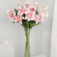 Fleurs décoratives Couronnes artificielles Lily Full Floraison Fake Latex Real Touch Flower Bouquets avec 3 têtes Mariage Décor fête maison