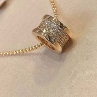 الأزياء الفاخرة الماس قلادة جودة عالية انزلاق قلادة أسطواني تصميم مجوهرات الإبداعية مع مربع التعبئة والتغليف رائعة