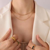 Chains Ins Style, collana a doppio strato versatile, oro in acciaio in titanio placcato oro 18 carati, lusso leggero