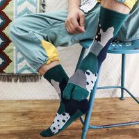 Chaussettes pour hommes 5 paires / hommes hommes coton épais style japonais kimono flip flop sandal slogs slogs deux toe tabi getta avec impression dessinée