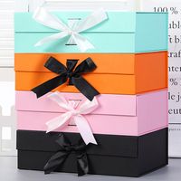 Cajas de embalaje de regalo de Bowknot Flip Plegable Boxed Bronceed Companion Regalos Caja 27 * 19 * 8cm Adecuado para ropa Cosmética y productos para el cuidado de la piel XD24824