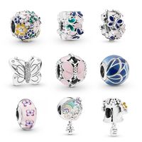 Se adapta a Pandora 925 Pulsera de plata esterlina Mariposa Esmalte Magnolia Daisy Peach Flower Dangle Beads Charms for European Snake Charm Charm Fashion DIY Jewelr
