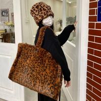 Evening Bags Fashion Large Handbag Luxury Faux Fur Lady Desi...