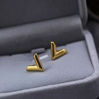 20 design mix Wholesale small letter stud Earring 18k rose Gold Silver V studs Earrings Women men Wedding Party Jewelry