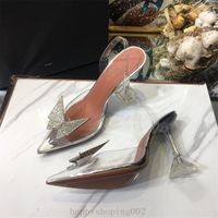 2021 Perfekte offizielle Qualität Amina Sandalen Schuhe Begum Bug Kristall-verzierte PVC Slingback Pumps Auftauchen Slingbacks 9cm High Heel