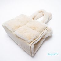 汎用冬の豪華な袋純粋な白い柔らかい暖かいぬいぐるみハンドバッグが付いている大容量の毛皮の毛皮の肩のトートバッグ