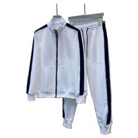 Designer Men's Tracksuits Tech Fleece Classic Sweatsuits Outwear Abito con cappuccio Parka Down Cappotto Abbigliamento invernale PUFFER GIACCA GIACCA SHITALLO GUARDA BLOFE Felpa Jeans