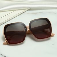 5 Color letra marca diseño gafas de sol para mujer diseñador para hombre de buena calidad Metal de moda de gran tamaño Sunglasse Vintage Hembra masculina UV400 con caja