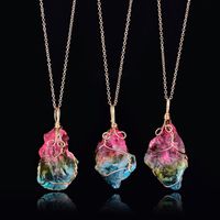 Anhänger Halsketten Unregelmäßiger natürlicher Kristall Stein Draht Wrap Halskette für Frauen Rainbow Quartz Reiki Heilung