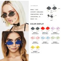 Sexy Metal Sunglasses Women Men Special Design Frame with Ch...
