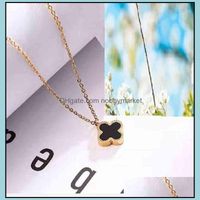 Pendant Necklaces & Pendants Jewelry Temperament Female 18K Clover Necklace Champagne Color Gold Tanabata Valentines Day Gift Clavicle Chain