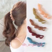 Girls Hairpin Simple and wild Hair accessories Adult headdress fashion Vertical clip Grab Horse clip free delivery