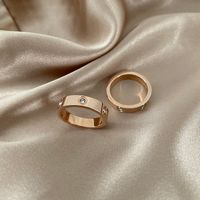 Titanium Steel Silver Loge Anneau Hommes Femmes 4mm 5mm 6mm Classic Designer Rose Gold Rings Rings Lovers Couple Coup de cadeau de mariage