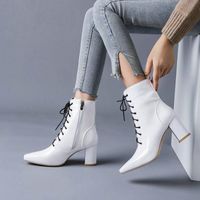 Compre al por mayor Botas Cortas Negras Tacon Rojo de bajo precio \u0026 de  calidad con envío gratuito | Es.DHgate